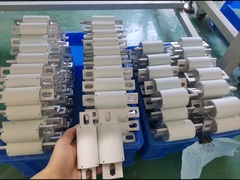 高圧半導体のヒューズは接続されたバックアップ保護をボルトで固定する