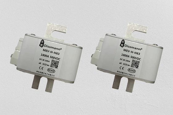 白い半導体の保護ヒューズ1800Aの500v陶磁器のヒューズIEC60269