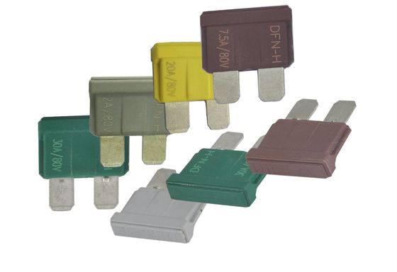 低電圧の容量を壊す速い打撃のヒューズ80volt 75 Amp 80VDC DC1000A: