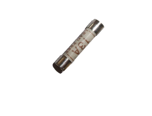 ブラウンBS1362のカートリッジ ヒューズ13a SE1027の陶磁器の管材料