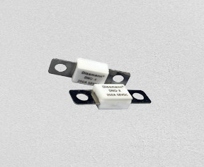 58VDC高圧現在の制限ヒューズDNQシリーズ陶磁器の物自体