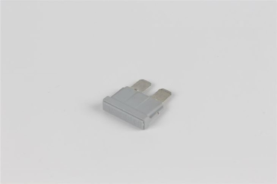 80vヒューズ速い機能PBTの物質的な低電圧の40のAmpのプラグ