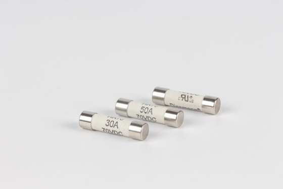 HR70 5Gコミュニケーション半導体は2.5KA 70VDCの中断を溶かす