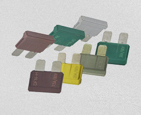 速い打撃の自動車取り替えのヒューズ、DC80vは小型刃のヒューズを導いた